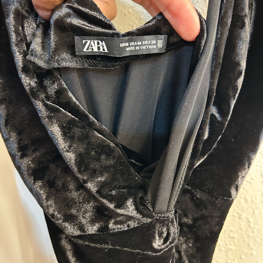 Zara Luxurious Black Velvet Gown